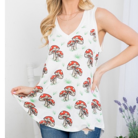 Mushroom Print Tank - Picture 2 of 6